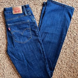 Levi’s high rise bootcut jeans size 27